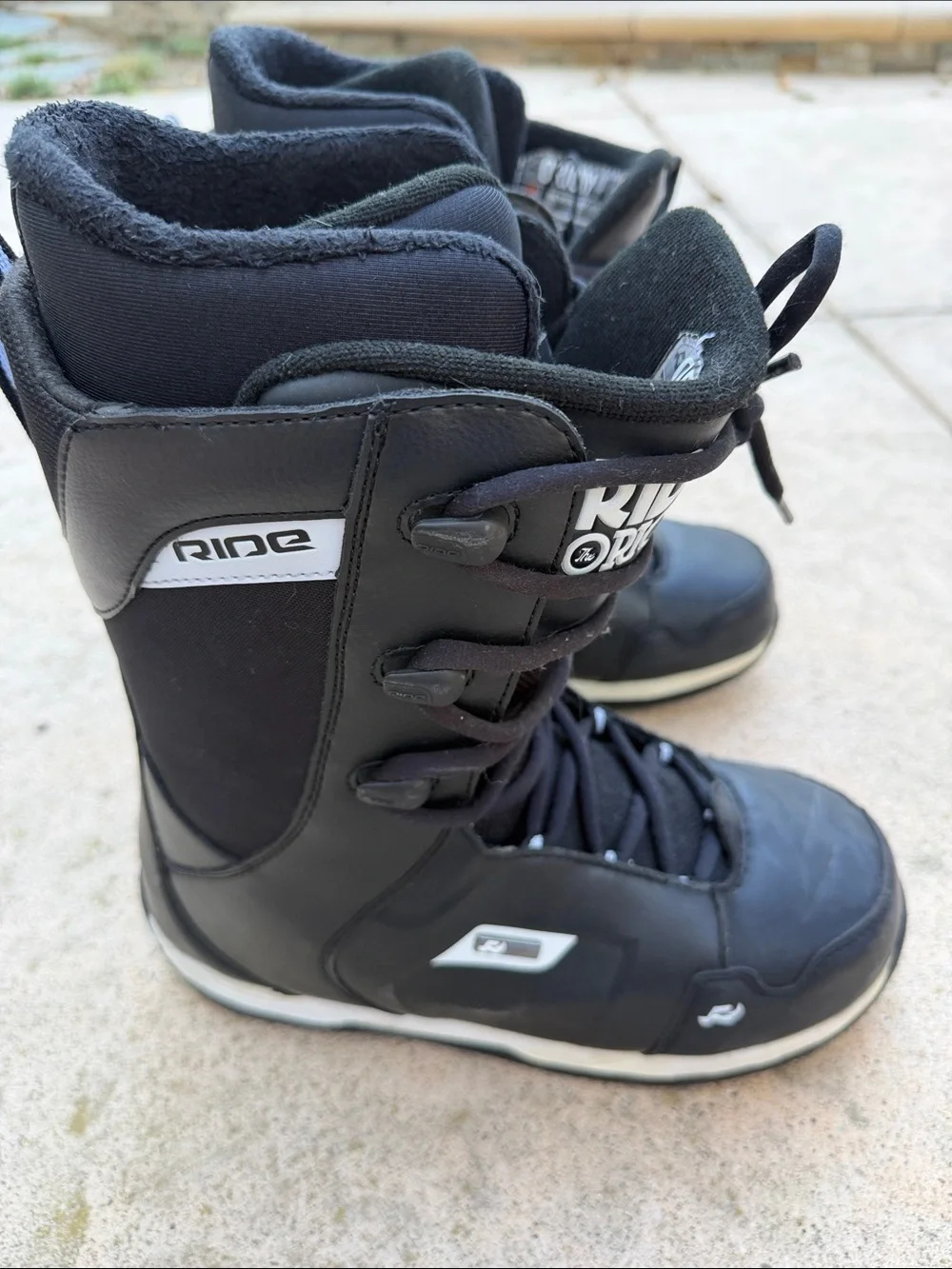Ride Orion Men's Black Lace Up Snowboarding Boots Size 9